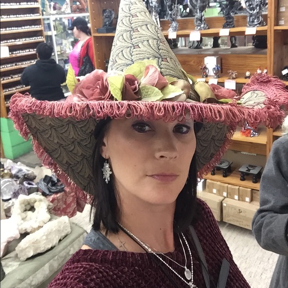 Meet the Posher Other - Meet your Posher, Vanessa